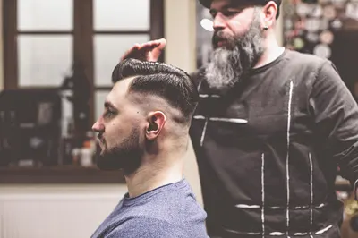 Razor's Edge Barbrshop